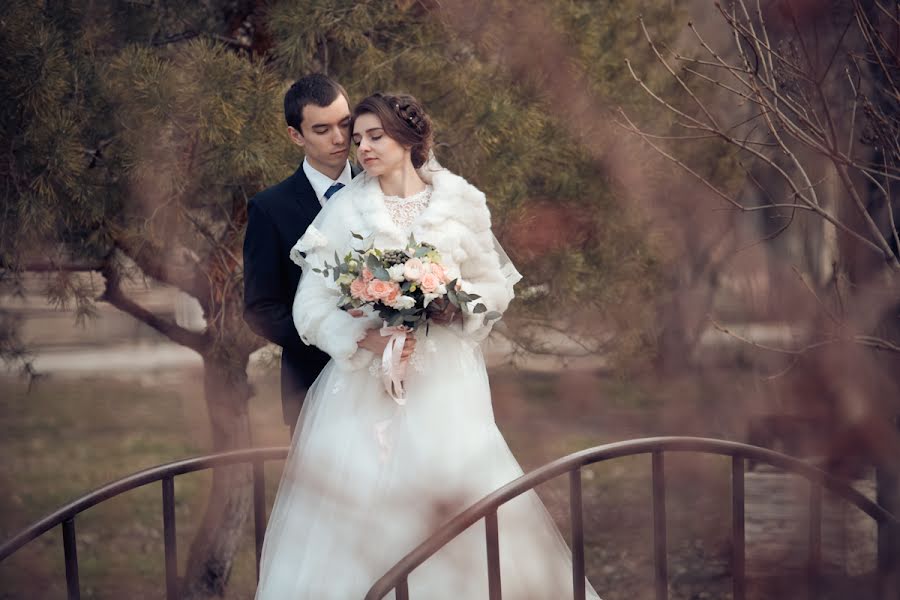 婚礼摄影师Veronika Chuykina（veronicachu）。2016 3月4日的照片