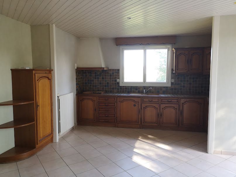 Vente maison 6 pièces 150 m² à Les Herbiers (85500), 258 000 €