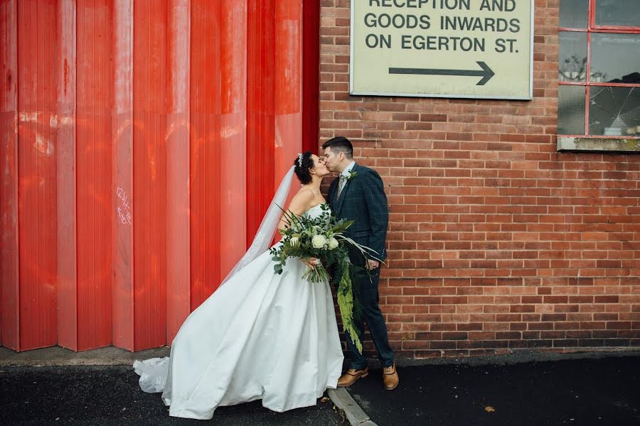 Fotógrafo de bodas Ellie Grace (elliegphotograph). Foto del 2 de julio 2019