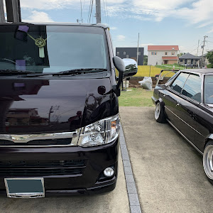 ハイエースバン TRH200V