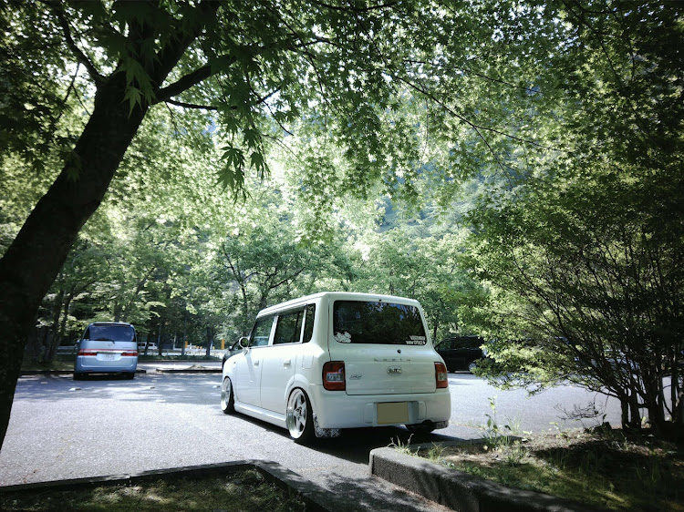 アルトラパン SSのhe21s・ラパンss・アルトラパン・低そうで低くない少し低い車・奥多摩湖に関するカスタム事例の投稿画像1枚目