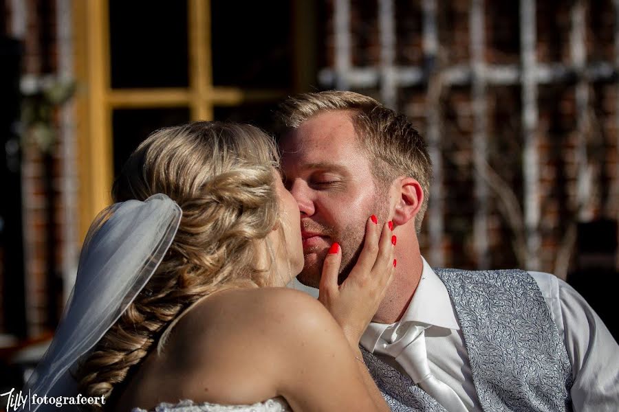 Fotografo di matrimoni Tilly Hooikammer (hooikammer). Foto del 6 marzo 2019