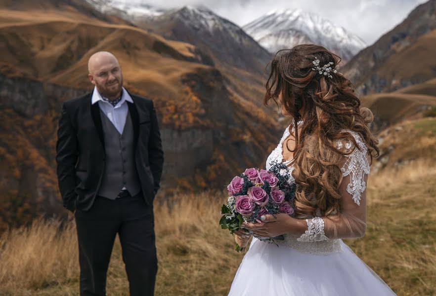 Fotógrafo de casamento Bessarion Chakhvadze (bessarion). Foto de 12 de janeiro 2020