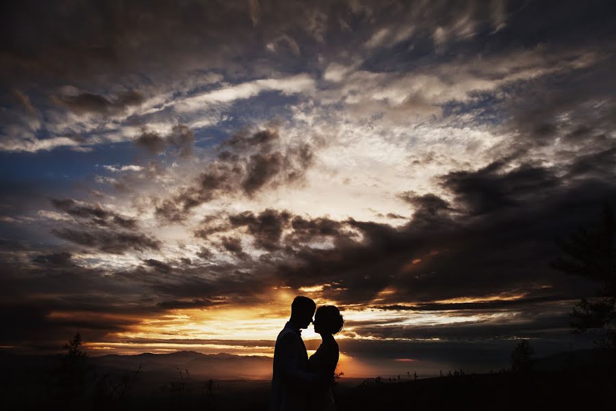 Fotógrafo de casamento Kamil Czernecki (czernecki). Foto de 14 de novembro 2018