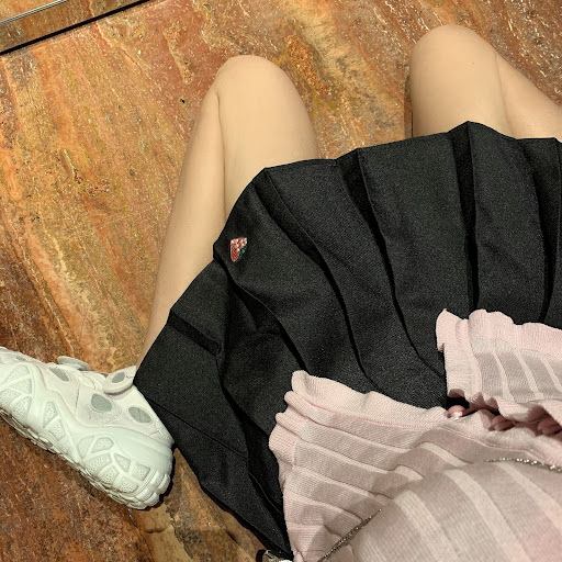 Title 4, Autumn New Apricot Plaid High Waist Pleated Ski...