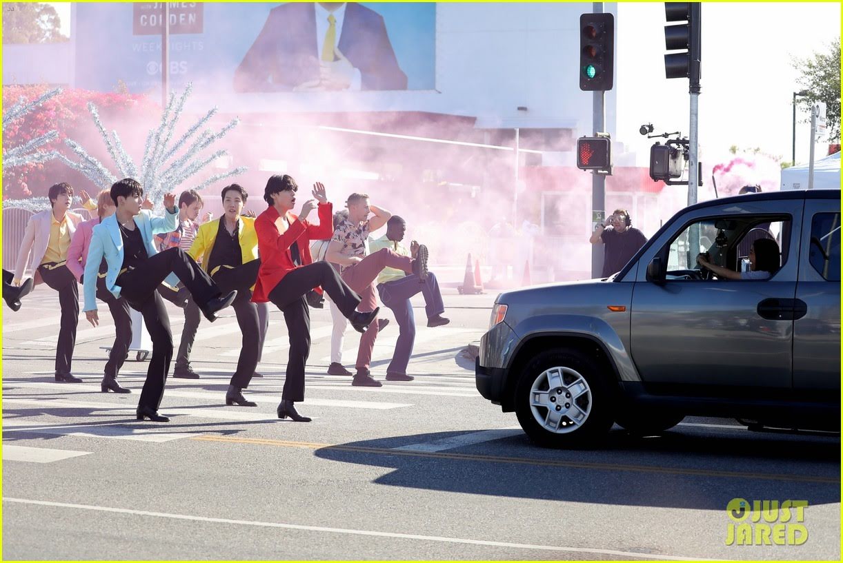 bts-crosswalk-with-james-corden-111