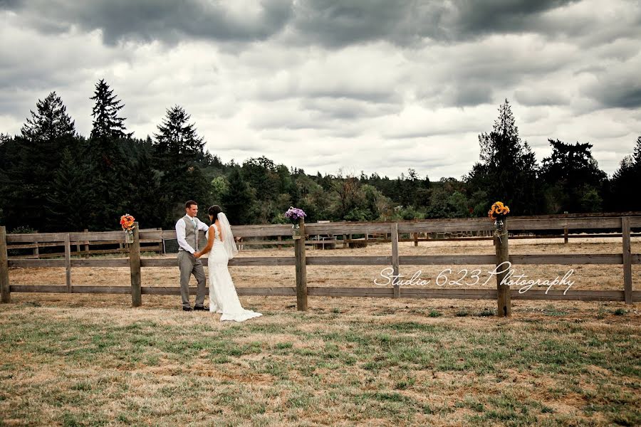 Fotografo di matrimoni Becky Nerpel (beckynerpel). Foto del 29 dicembre 2019