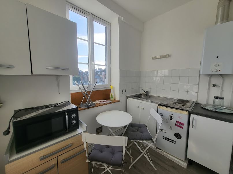 Location meublée appartement 1 pièce 22.94 m² à Amiens (80000), 450 €