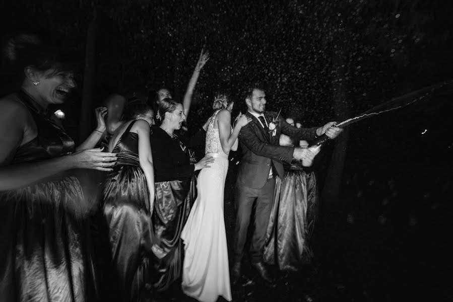 Wedding photographer Szabolcs Simon (simonboros). Photo of 16 October 2022
