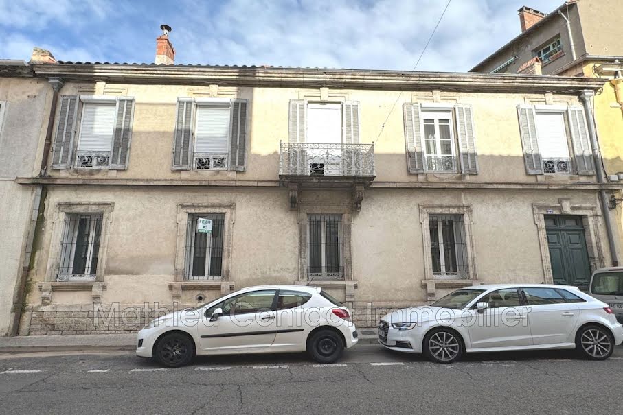 Vente appartement 7 pièces 191 m² à Nimes (30000), 320 000 €