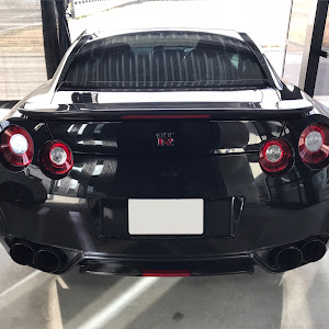 NISSAN GT-R R35