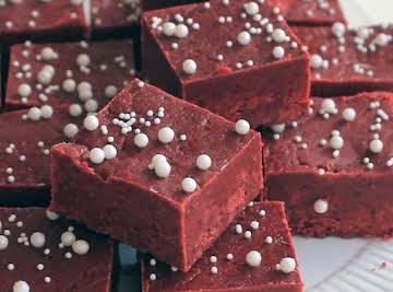 Easy But Delicious Red Velvet Cake Batter Fudge