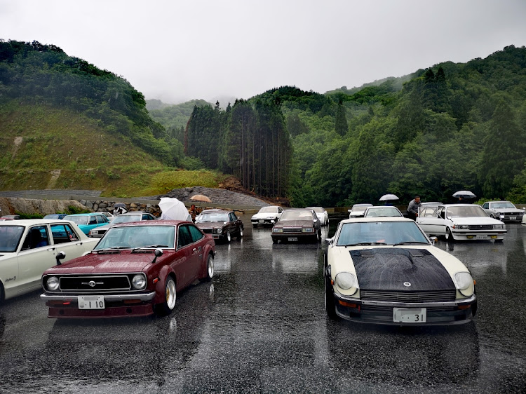 RX-7のデュアルファクトリー中部ミーティング・奥伊吹旧車ミーティング・めっちゃ豪雨・ななはドライブしただけ・R30スカイラインバンに関するカスタム事例の投稿画像24枚目