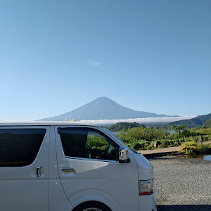 ハイエースバン GDH201V