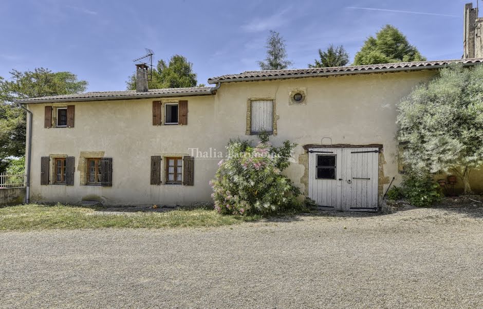 Vente maison 10 pièces 500 m² à Valence (26000), 690 000 €