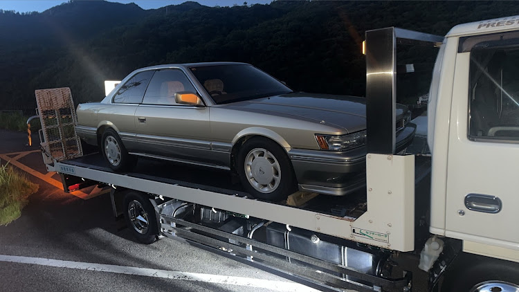 レパードのまだ暑いですね・レパード不動・乗らないのが1番壊れる・UF31レパード　アルティマ前期に関するカスタム事例の投稿画像1枚目