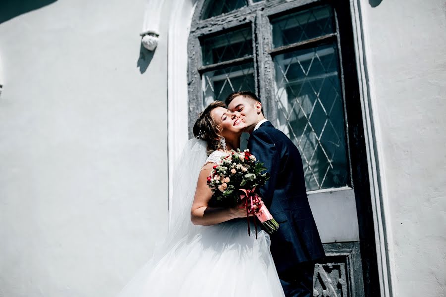 शादी का फोटोग्राफर Yuliya Velichko (julija)। जून 22 2017 का फोटो