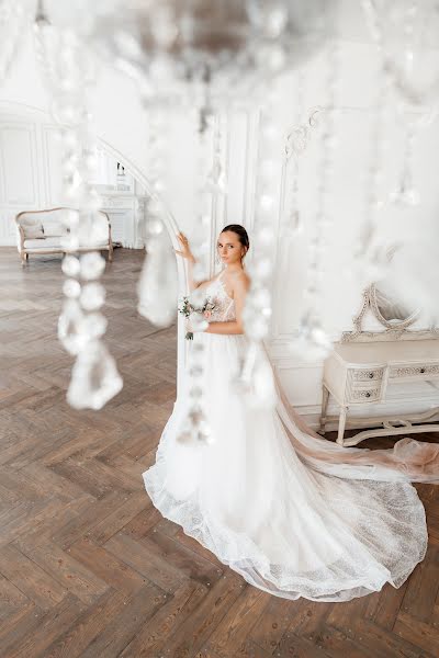 Fotografo di matrimoni Elena Ryakina (lenochkar). Foto del 21 settembre 2021