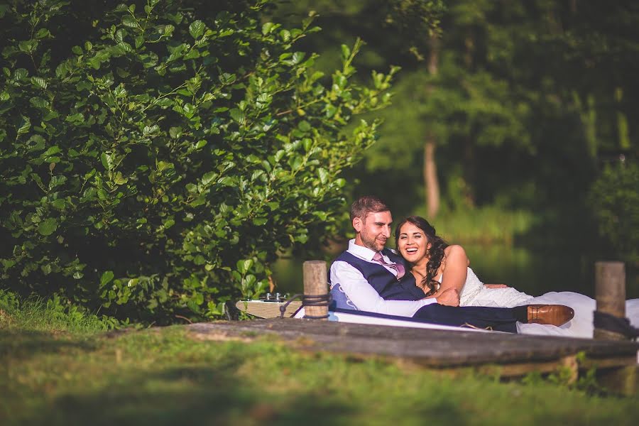 Fotografo di matrimoni Adam (hillierjamesphot). Foto del 2 luglio 2019