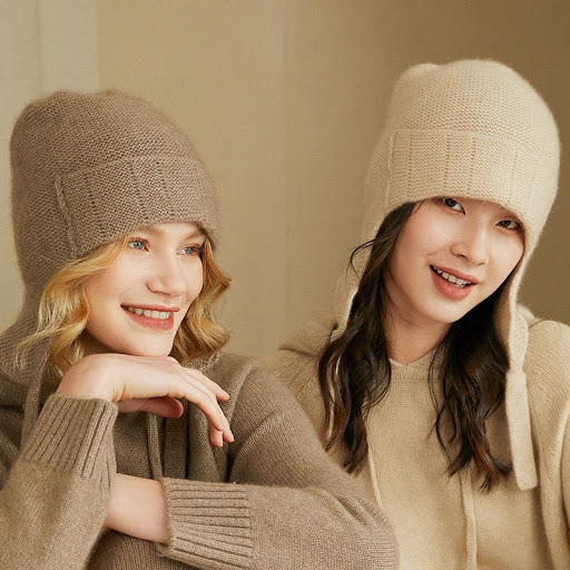 Title 3, Womens Pure Cashmere Knitted Hat Ear Protectors