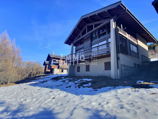 Chalet with panoramic view and terrace 1