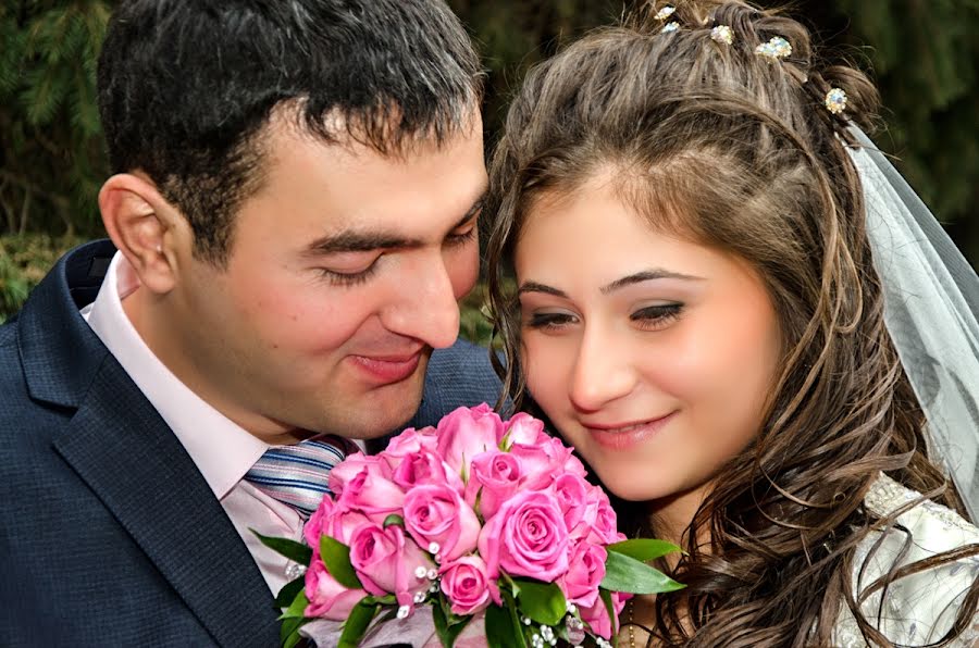 Wedding photographer Sergey Salmanov (photosharm). Photo of 10 March 2013