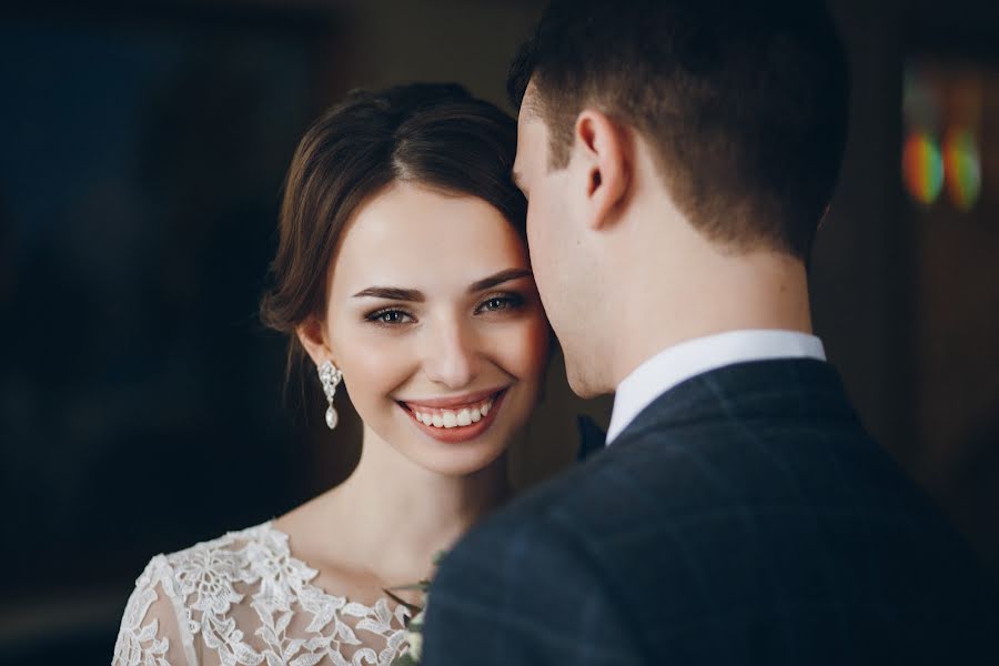 Fotógrafo de casamento Yaroslav Kalinovskiy (kalinovskyph). Foto de 1 de abril 2018