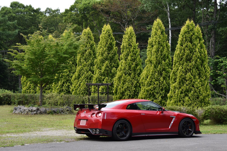 NISSAN GT-Rのアルジャーノン・ランバーハウス・沼カフェ・最近メシの投稿多いw・TERUに関するカスタム事例の投稿画像16枚目