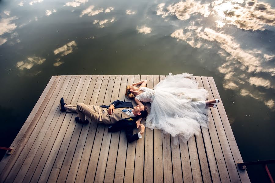 Fotografo di matrimoni Zoltán Kiss (gadgetfoto). Foto del 28 marzo 2019