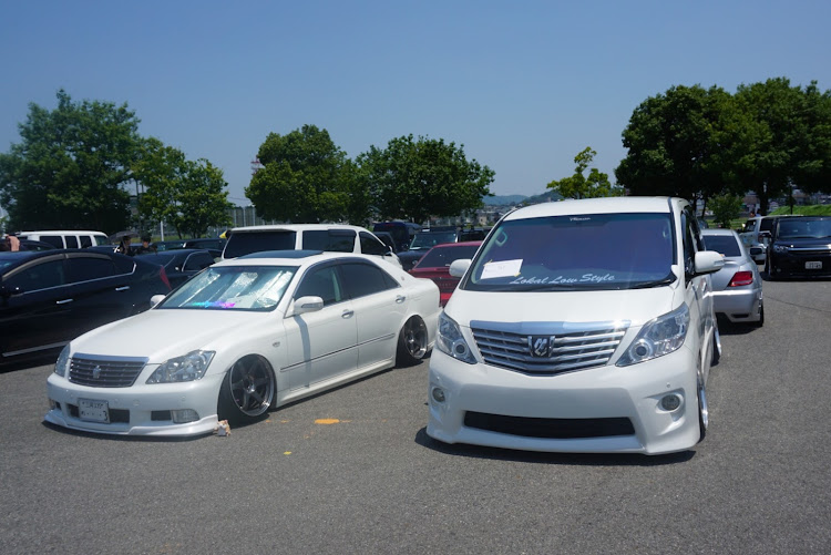 アルファードの車好きと繋がりたい・車好き・コラボ・誰かコラボしませんか？に関するカスタム事例の投稿画像7枚目
