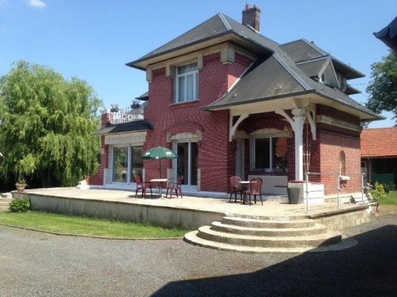 Vente maison 7 pièces 225 m² à Heudicourt (80122), 393 000 €