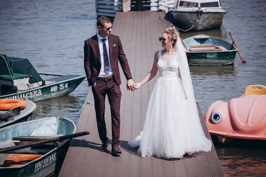 Wedding photographer Aleksandr Kostosyak (saniol). Photo of 11 October 2019