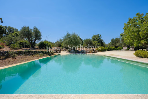 Corps de ferme avec piscine 2