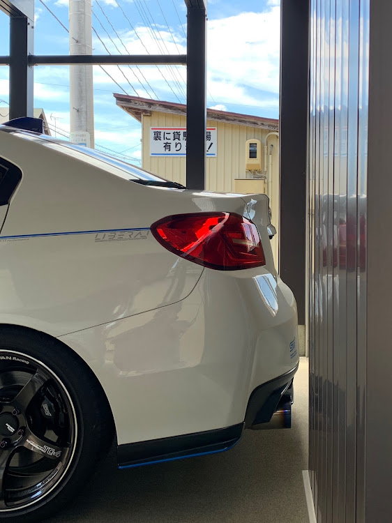 WRX STIのいつもイイネ&コメントありがとうございます🙇‍♂️・青空コラボ・メガネ破壊・マクドナルドに関するカスタム事例の投稿画像4枚目