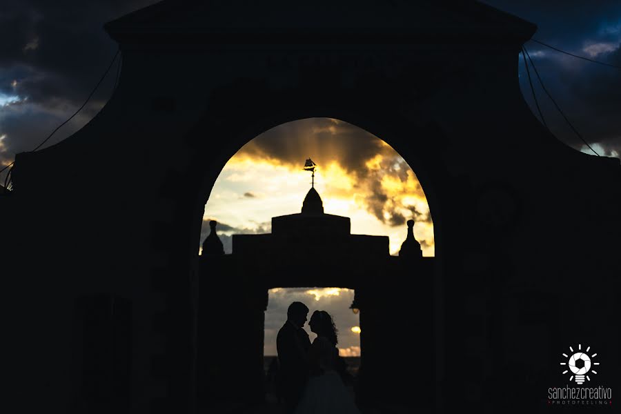 Fotografo di matrimoni Jesús Sánchez (sanchezcreativo). Foto del 11 giugno 2019