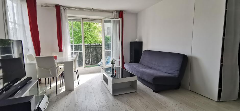Vente appartement 2 pièces 45 m² à Combs-la-Ville (77380), 164 000 €
