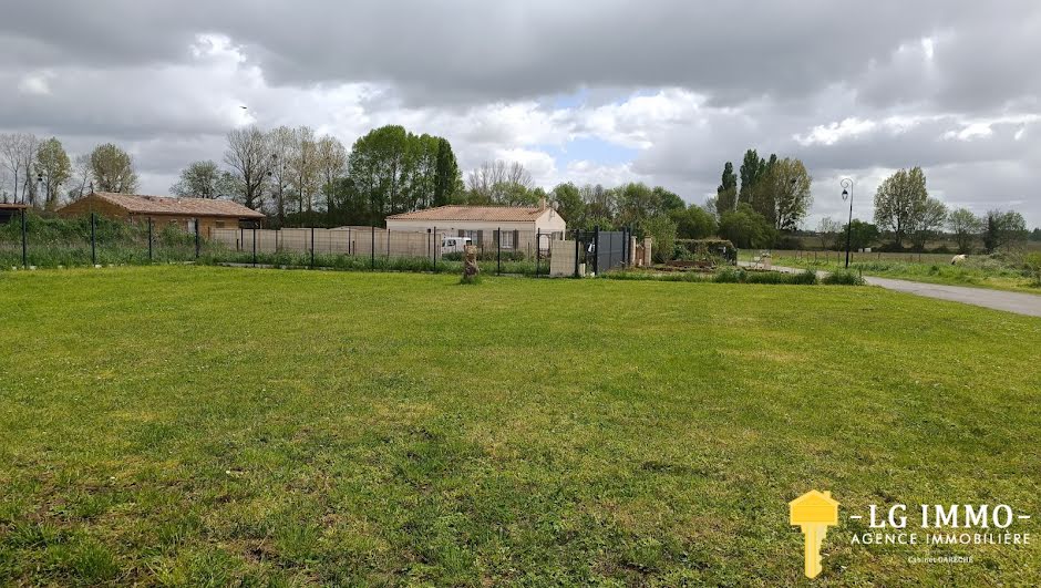 Vente terrain  869 m² à Saint-Germain-du-Seudre (17240), 61 000 €