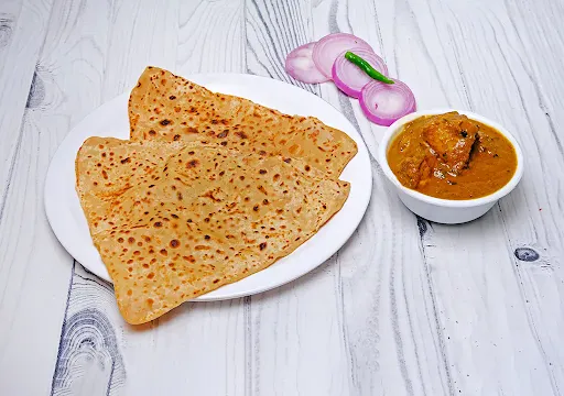 Chicken Curry And Plain Paratha Meal
