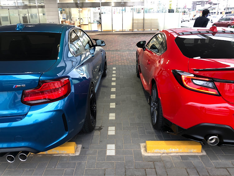 M2 クーペのBMW・SUBARU・新型BRZ・BRZ・試乗に関するカスタム事例の投稿画像2枚目