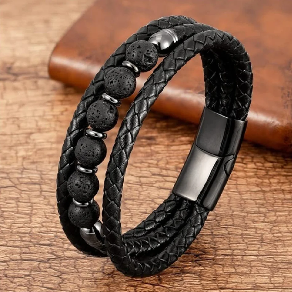 Nouveau bracelet en cuir trois couches pour homme. Rehaussez votre style avec ce bracelet durable et élégant, parfait pour toutes les occasions.