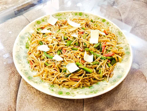 Full Plate Veggie Chowmein + Full Plate Spring Roll [2 Pieces] + Full Plate Crispy Chinese Pakoda Sticks