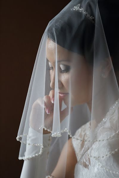 Fotografo di matrimoni Maksim Novikov (maximn). Foto del 23 giugno 2014