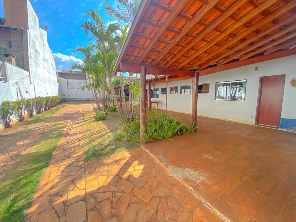 Casa à venda, 311 m² por R$ 1.200.000,00 - Jardim Induberaba - Uberaba/MG