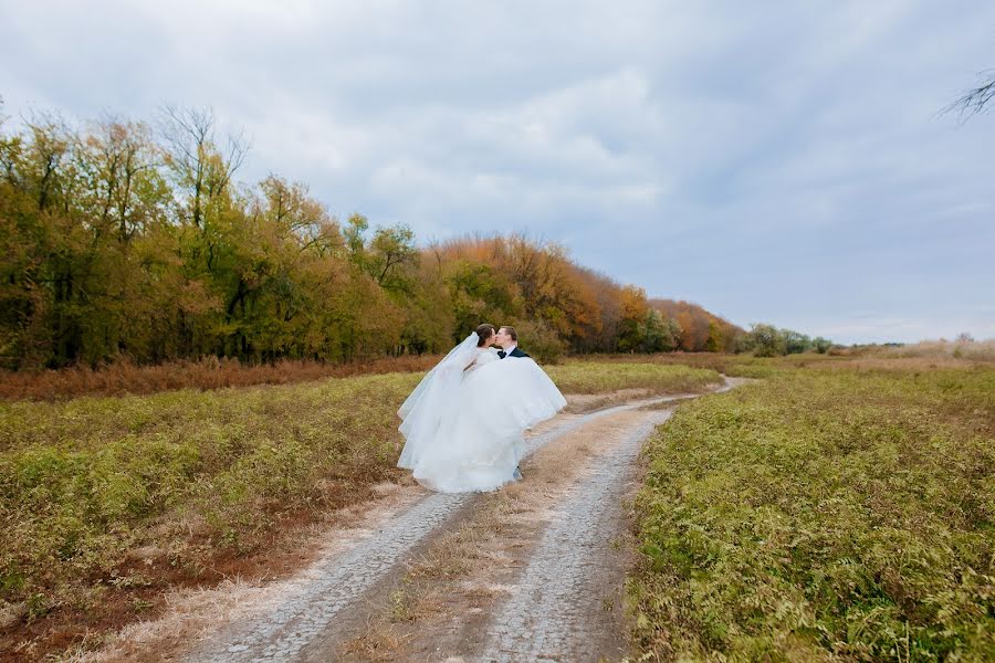 Fotografo di matrimoni Natalya Sergunova (selfishmiss). Foto del 27 febbraio 2017