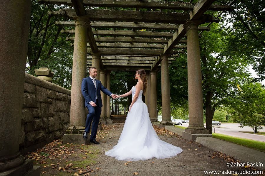 Fotograf ślubny Zahar Raskin (zaharraskin). Zdjęcie z 7 września 2019