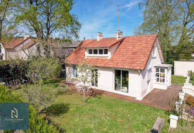 Maison avec jardin et terrasse 2