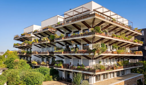 Prestige property for sale in Nantes (44000) - Neighborhood Île de Nantes - Modern building with green balconies