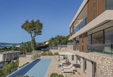 Villa with pool and terrace 6