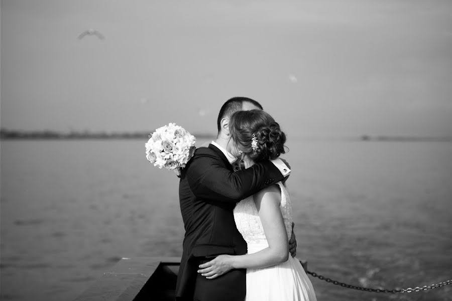 Hochzeitsfotograf Lyubov Dodkina (dodkina). Foto vom 10. September 2014