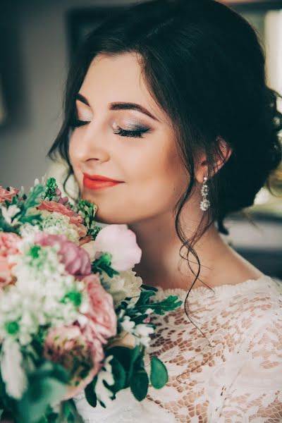 Wedding photographer Yuliya Petrova (petrova). Photo of 1 May 2018